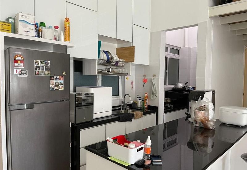 Arasia Perdana (The Clovers)