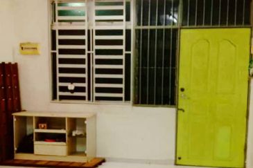 Taman Mas, Pantai Jerjak