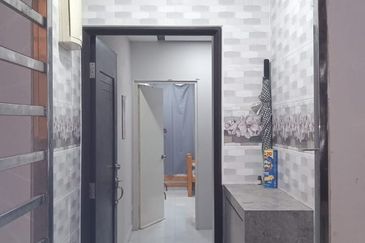 The Rise Collection 2