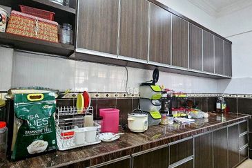 BUNGALOW BUKIT BAYU SUNGAI LALANG