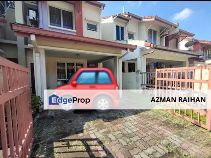 Double Storey Terrace Taman Pinggiran USJ 1, Subang Jaya. Intermediate unit, Selangor, USJ