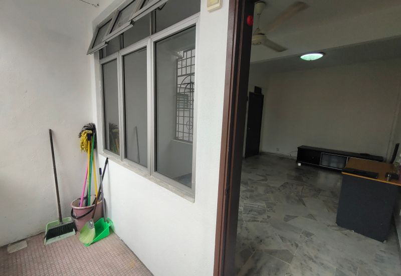 Subang Perdana Goodyear Court 8