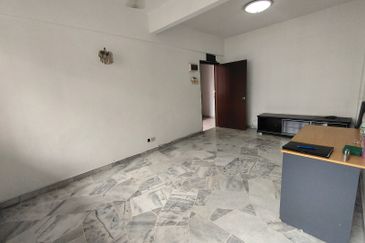 Subang Perdana Goodyear Court 8