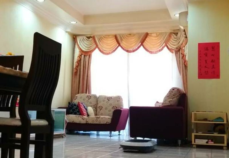 Pangsapuri Jati, Taman Subang Mewah