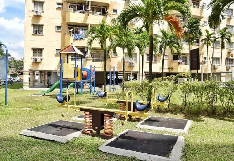 Pangsapuri Jati, Taman Subang Mewah