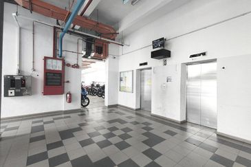 Residensi Laguna Biru 2