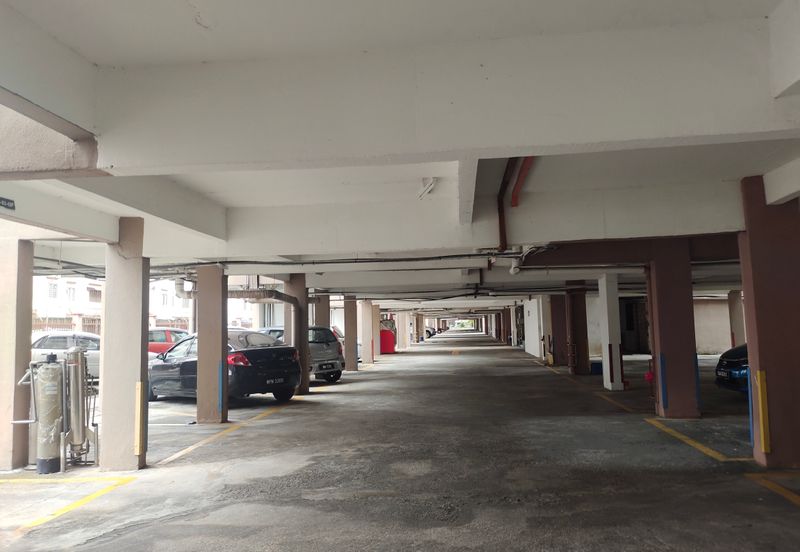 Subang Perdana Goodyear Court 8