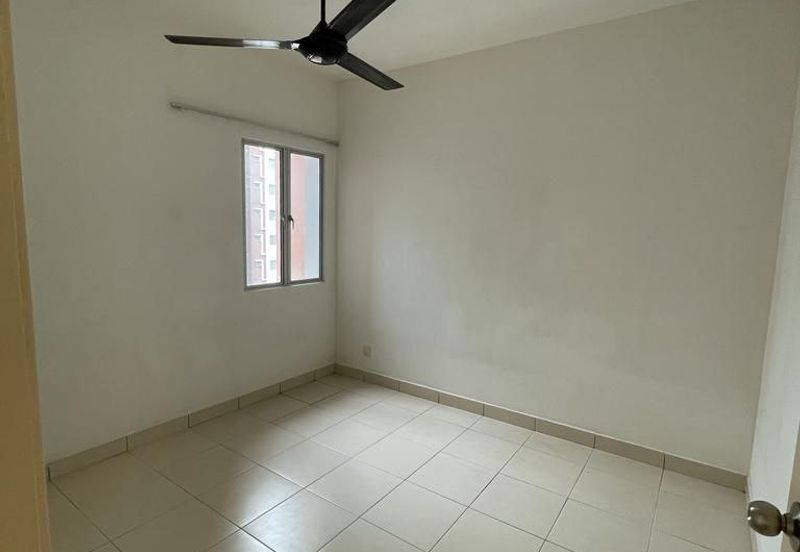 De Bayu Apartment @ Setia Alam