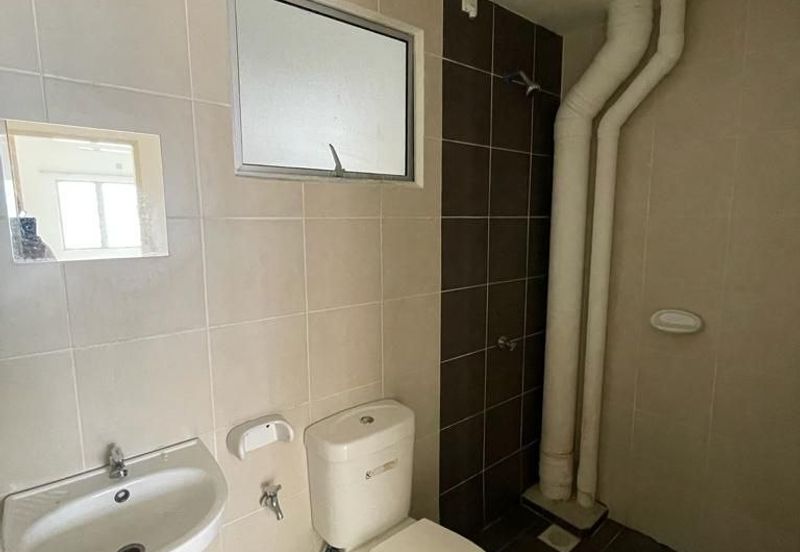 De Bayu Apartment @ Setia Alam