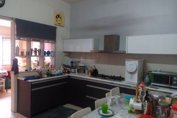 Jalan Pulau Angsa U10/41F