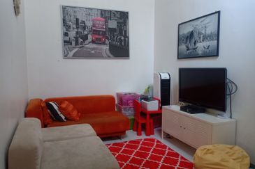 Jalan Pulau Angsa U10/41F