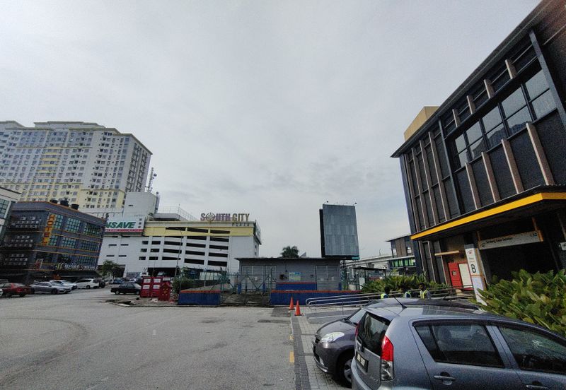 The Academia @ South City Plaza Apartment