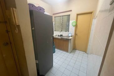 Brunsfield Service Apartment