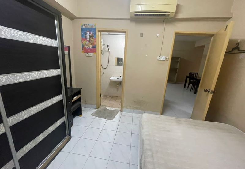 Brunsfield Service Apartment