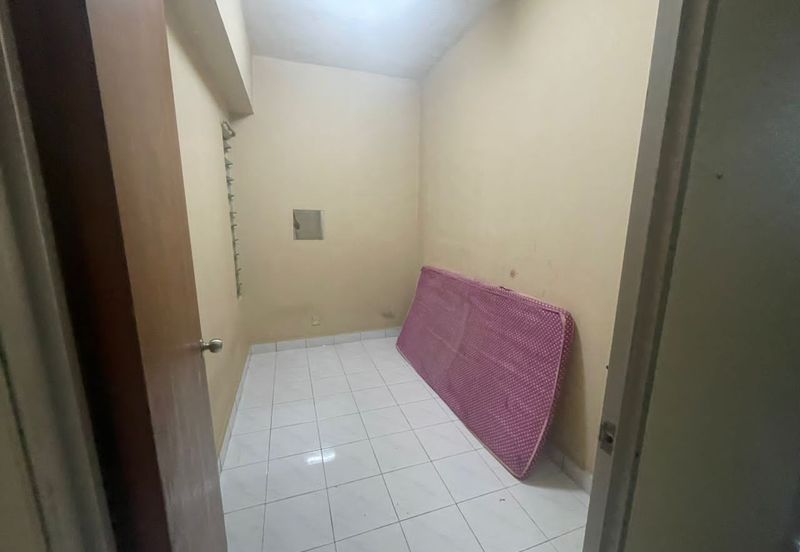 Brunsfield Service Apartment