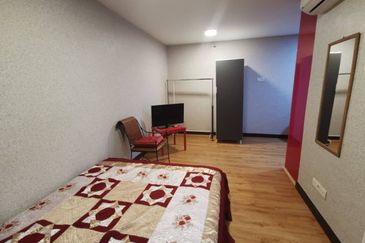 Halo Sunday @ Empire City