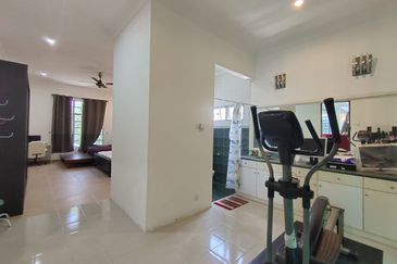 Jalan Bukit Rahman Putra