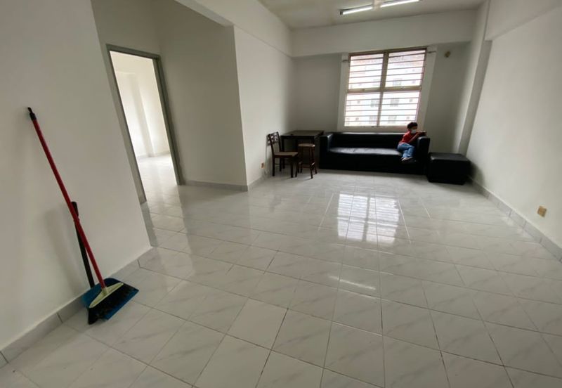 Brunsfield Service Apartment