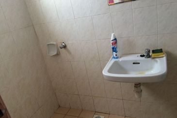 Brunsfield Service Apartment