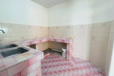 Kampung Lindungan PJS 8