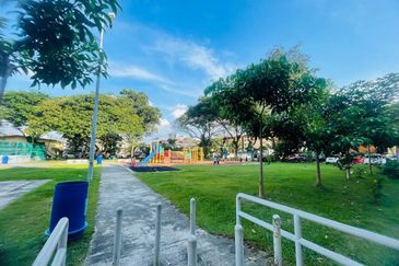 Kampung Lindungan PJS 8