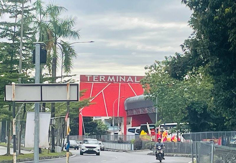 Flat PKNS, Seksyen 18