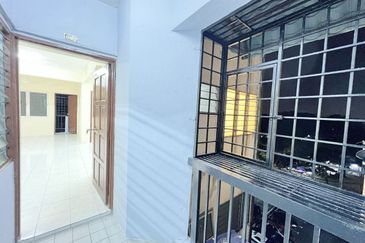 Flat Taman Bunga Negara