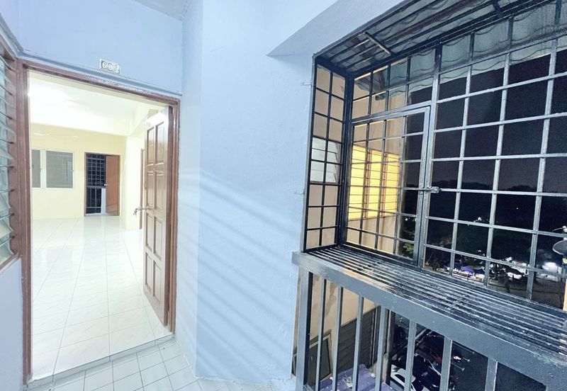 Flat Taman Bunga Negara