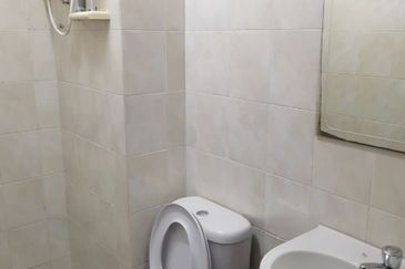 E-Tiara Serviced Apartment