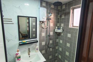 Brunsfield Service Apartment