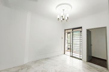 Apartment Daisy, Taman Subang Perdana