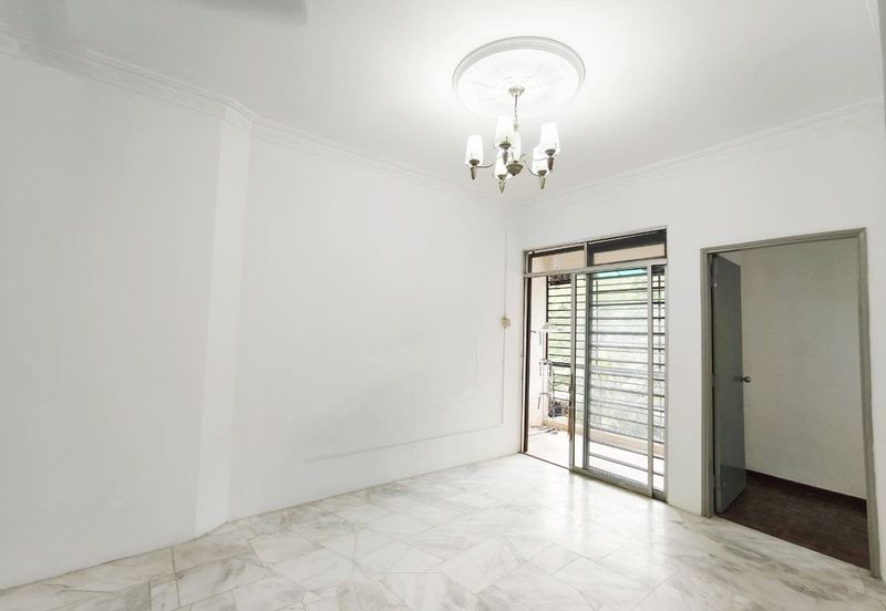 Apartment Daisy, Taman Subang Perdana