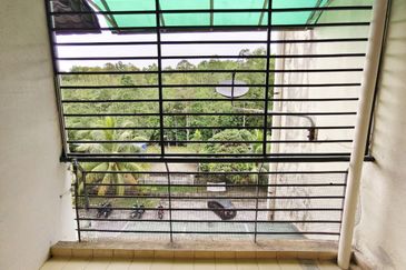 Apartment Daisy, Taman Subang Perdana