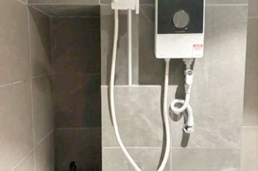 Paxtonz @ Empire City, Damansara Perdana