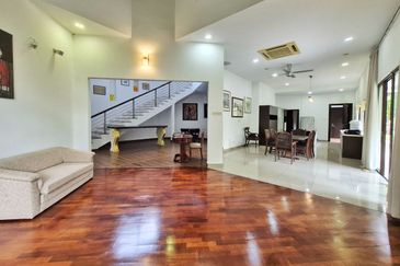 Lakeview Resort Saujana