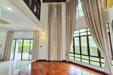 Lakeview Resort Saujana