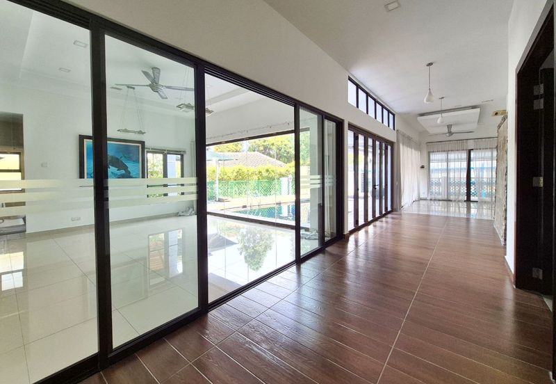 Lakeview Resort Saujana