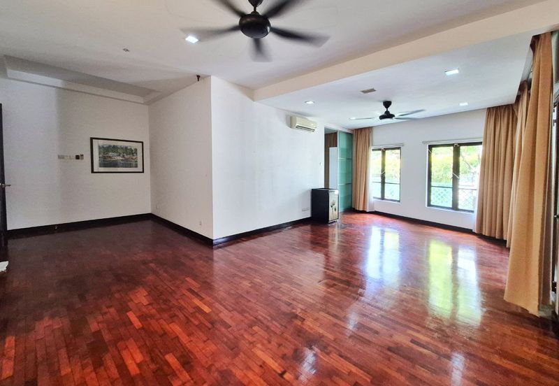 Lakeview Resort Saujana