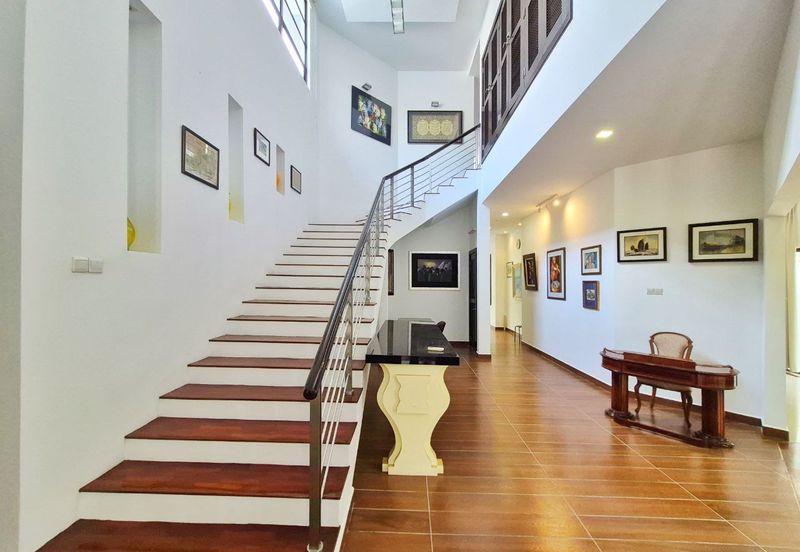 Lakeview Resort Saujana