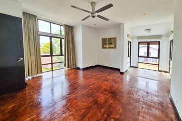 Lakeview Resort Saujana