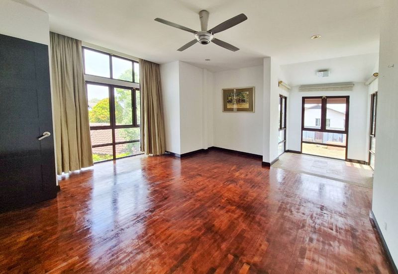 Lakeview Resort Saujana