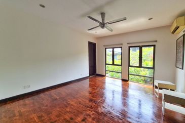 Lakeview Resort Saujana