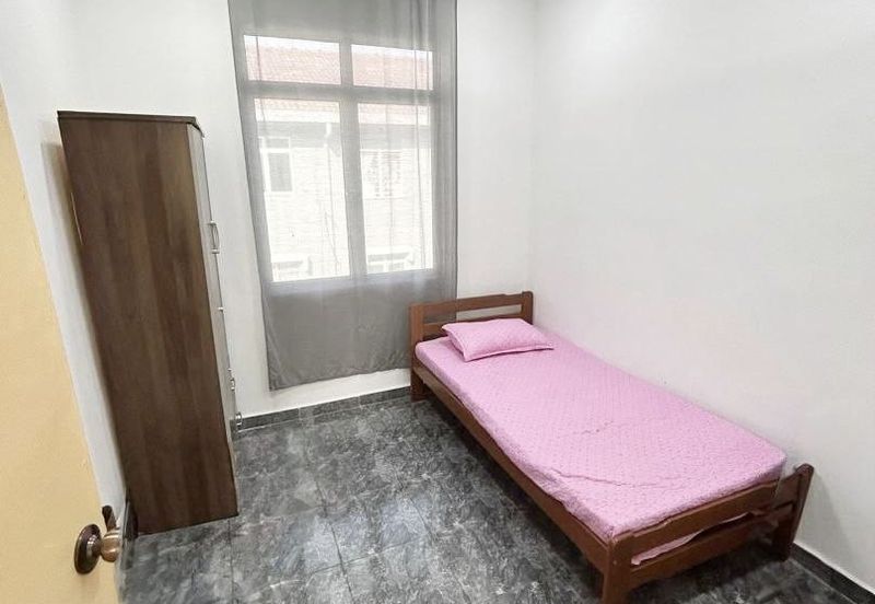 Subang Perdana Goodyear Court 1