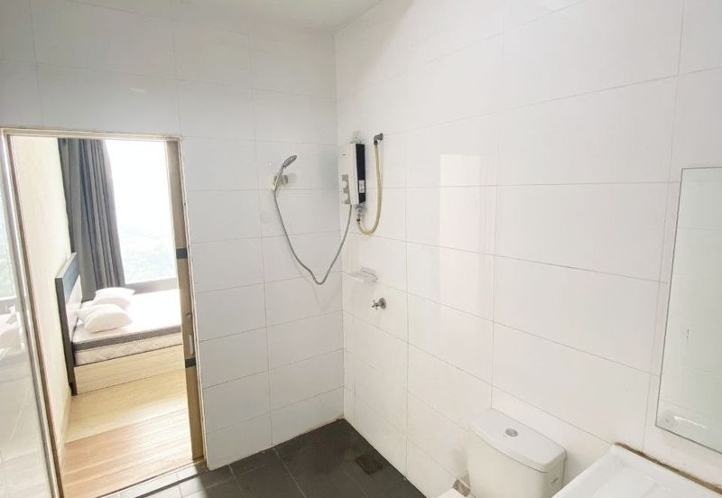 Halo Sunday @ Empire City