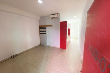 Halo Sunday @ Empire City