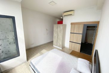 Halo Sunday @ Empire City