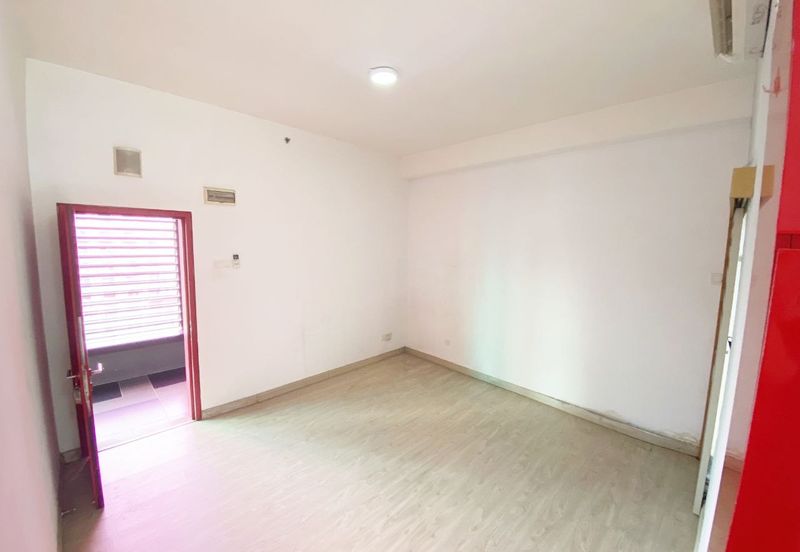 Halo Sunday @ Empire City