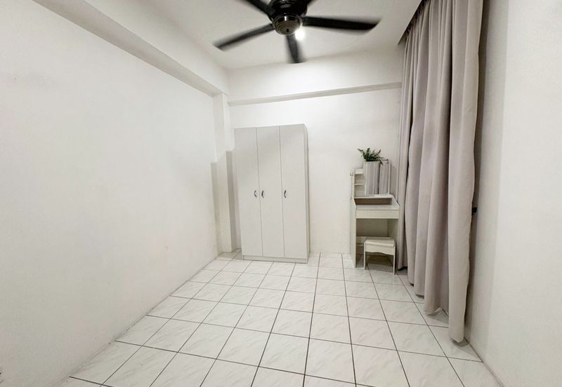 Brunsfield Service Apartment