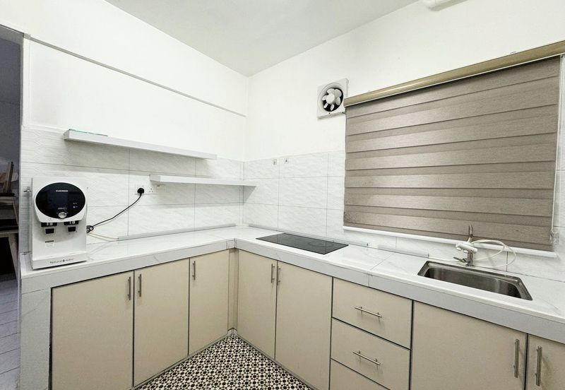 Brunsfield Service Apartment