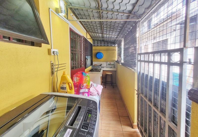 Seksyen 11, Kota Damansara